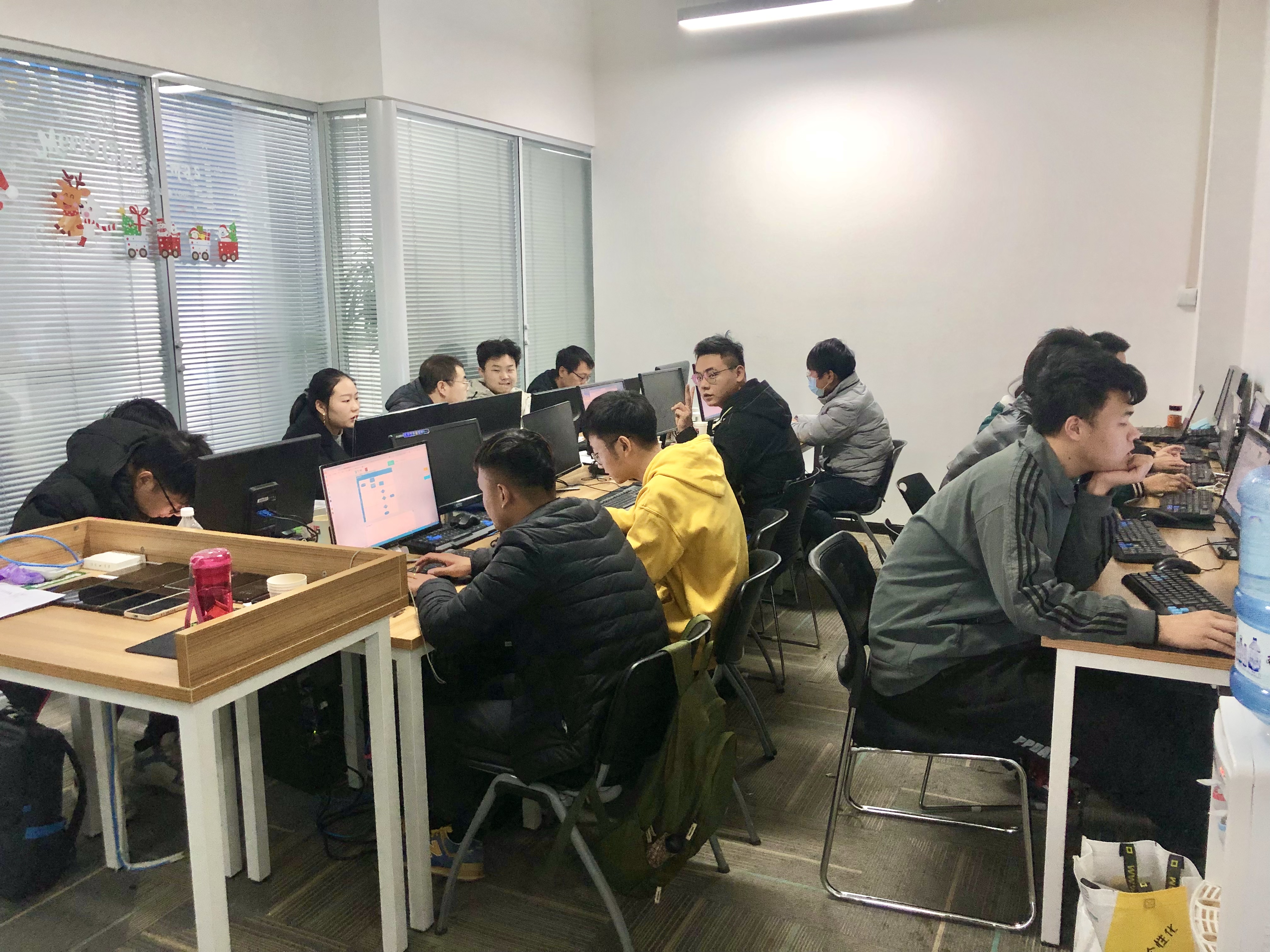 西安校区 | 第21期茶话会分享，生活还有诗和远方(图3)